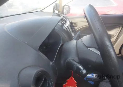 2018 Mitsubishi Mirage Es z USA, uszkodzony, nr VIN ML32A3HJXJH010304